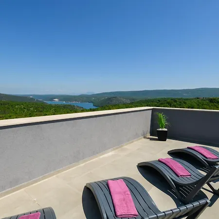 Villa Abba - Meerblick, Luxus Und Komfort An Der Suedostkueste Istriens Rakalj