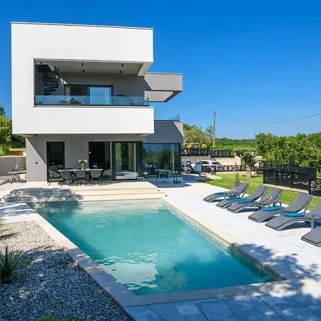 Abba - Meerblick, Luxus Und Komfort An Der Suedostkueste Istriens Rakalj