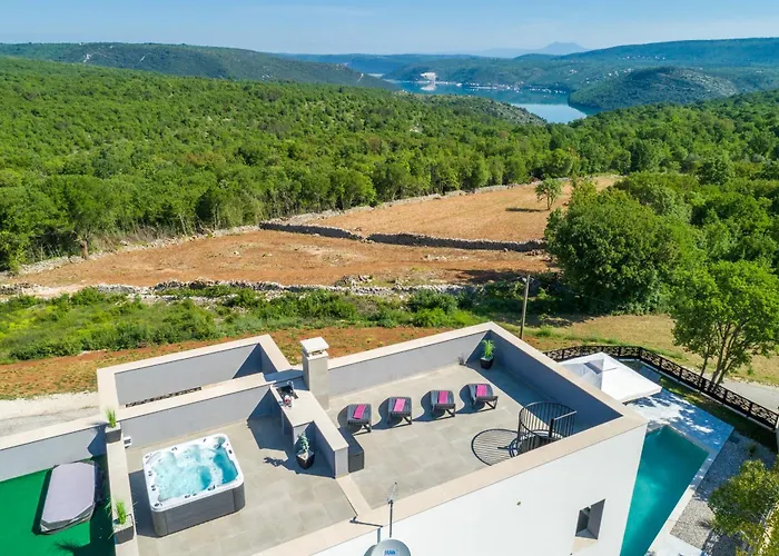 Abba - Meerblick, Luxus Und Komfort An Der Suedostkueste Istriens 빌라 *